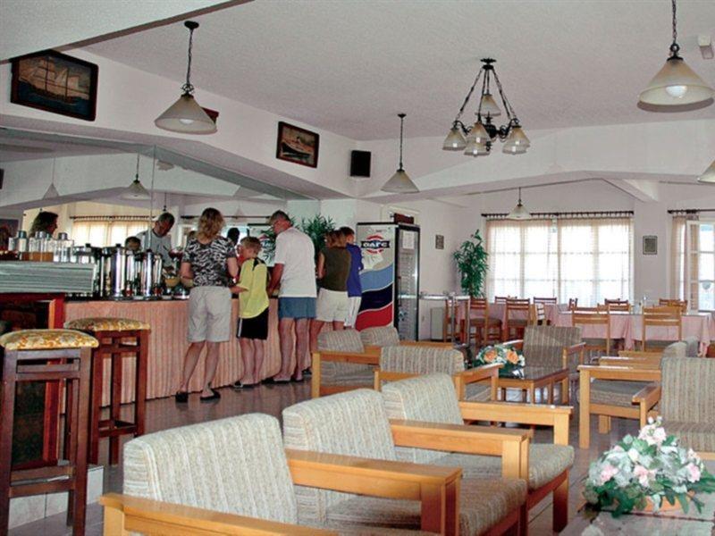 Paradise Hotel 2*