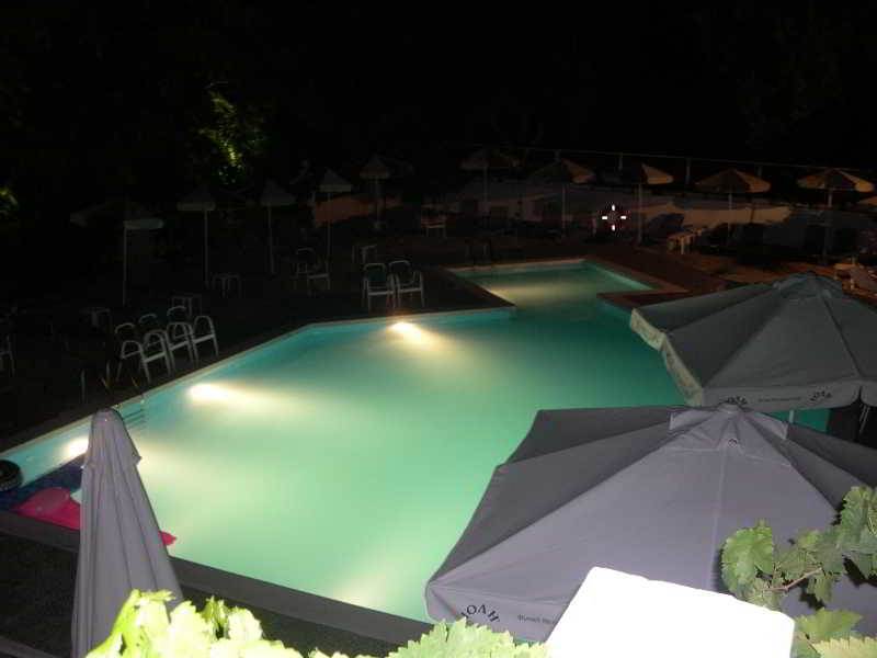 Paradise Hotel