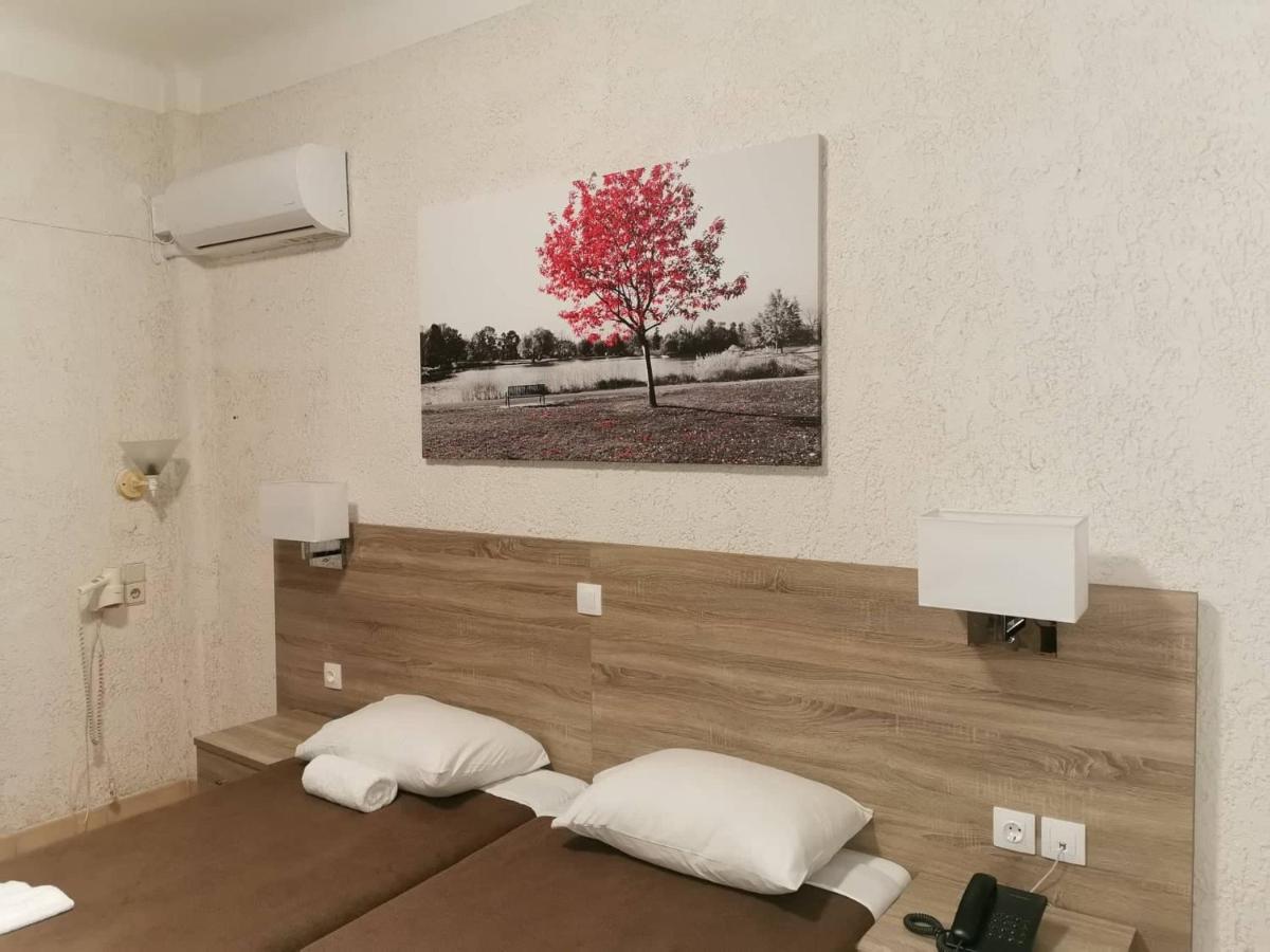 Paradise Hotel