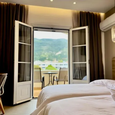 Paradise Hotel Samos Town Exterior photo
