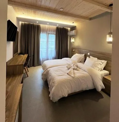 Paradise Hotel